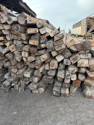 Ashwele Hard Timber Cubic