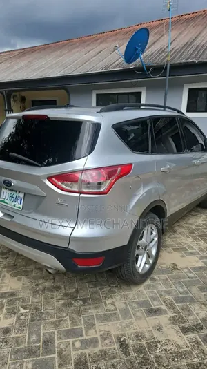 Ford Escape 2016 Silver