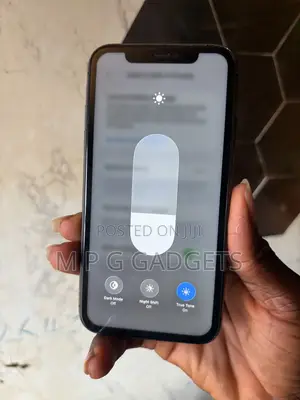 Apple iPhone 11 64 GB Black