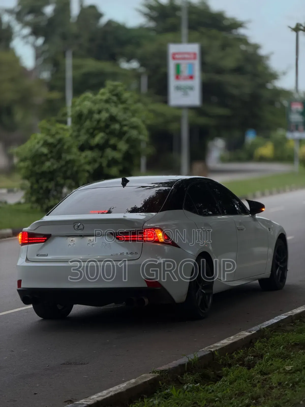 Lexus IS 2017 White