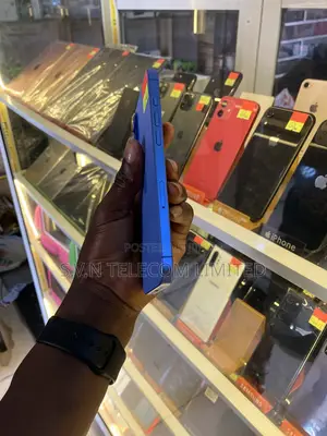 Apple iPhone 16 Plus 128 GB Blue