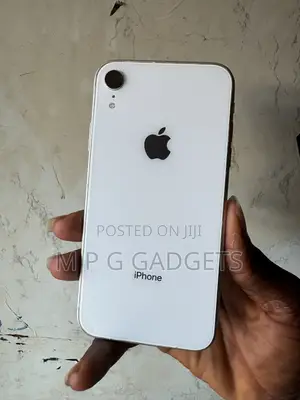 Apple iPhone XR 64 GB White
