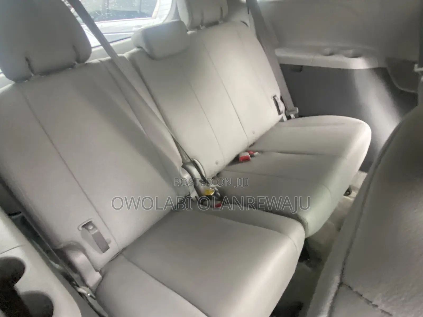 Toyota Sienna 2018 Red