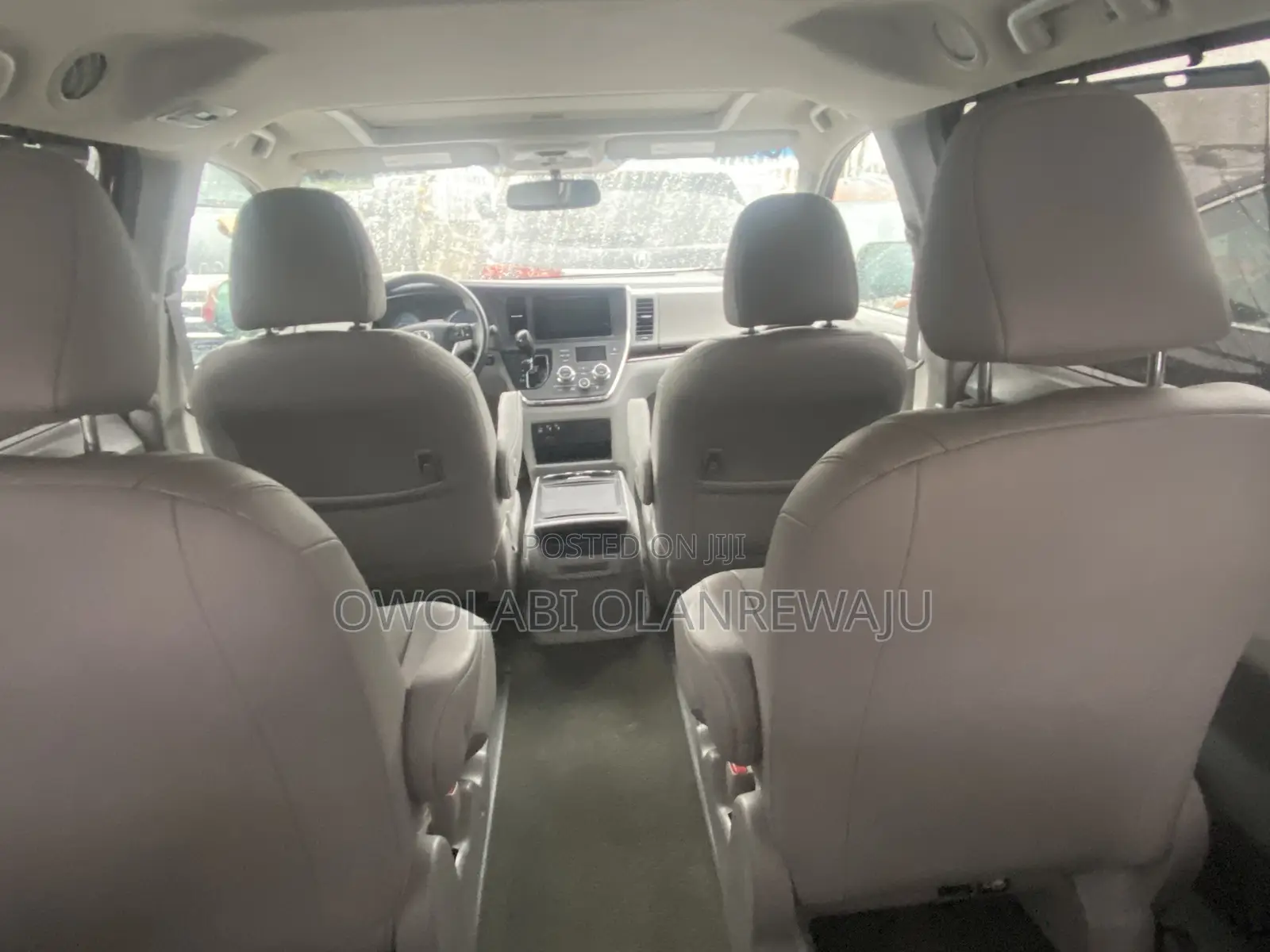 Toyota Sienna 2018 Red