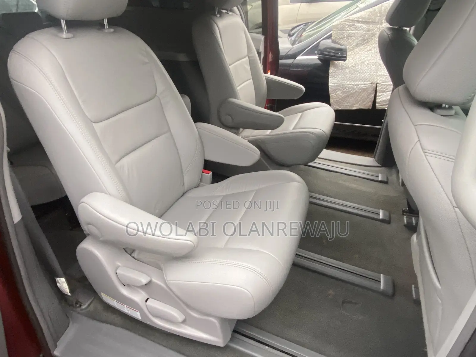 Toyota Sienna 2018 Red