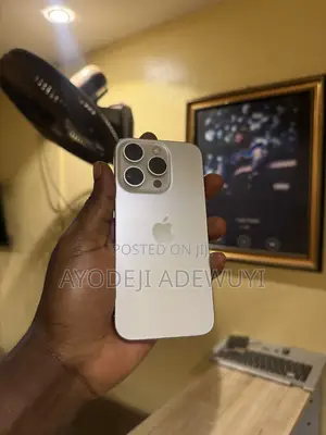 Apple iPhone 15 Pro 128 GB White