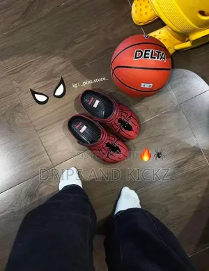 Spiderman Crocs