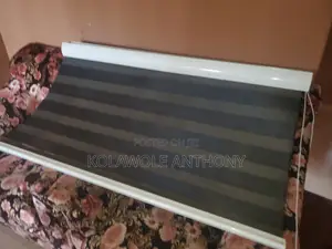 2 Window Blinds