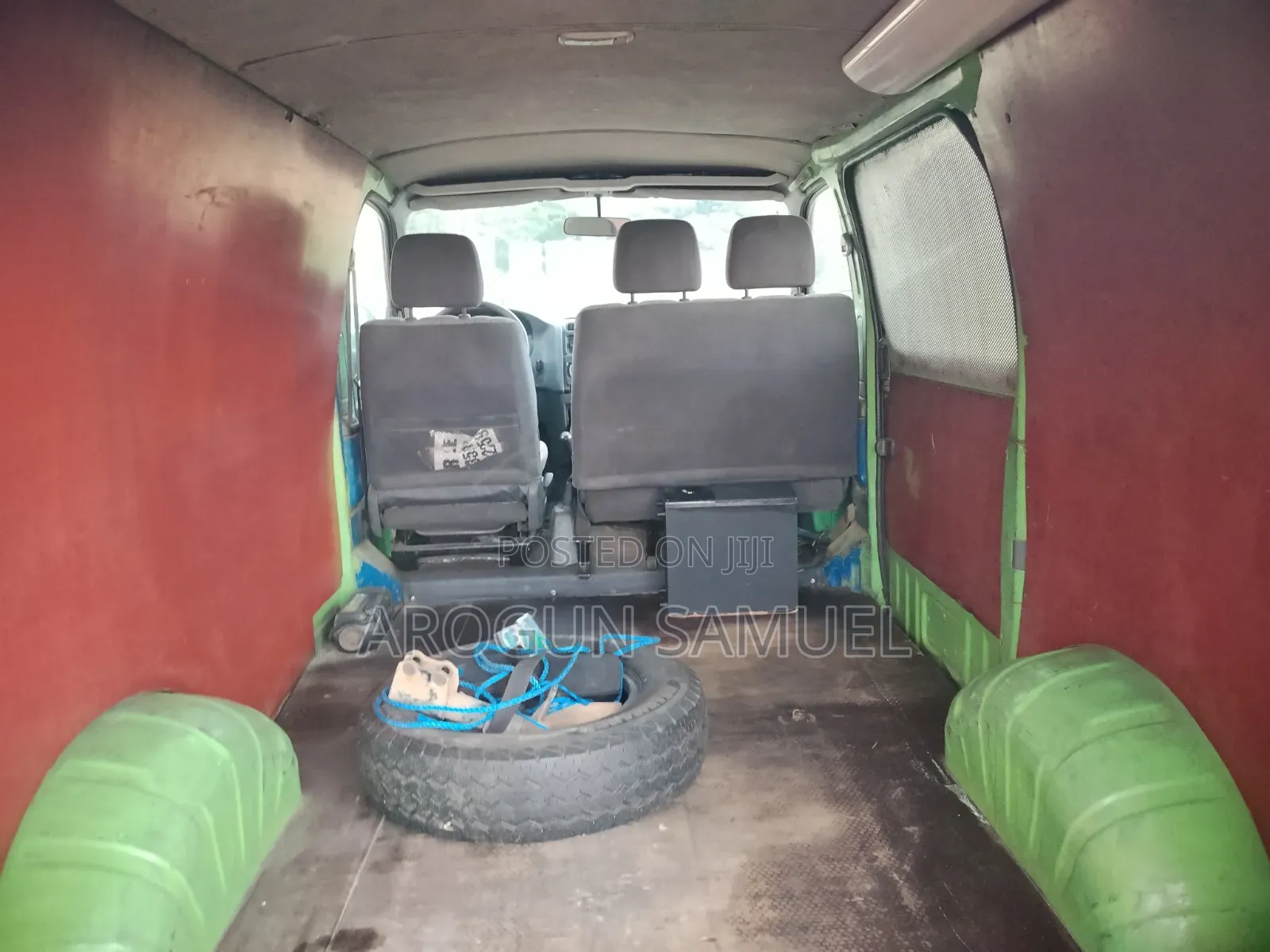 Toyota HiAce 2024 Green