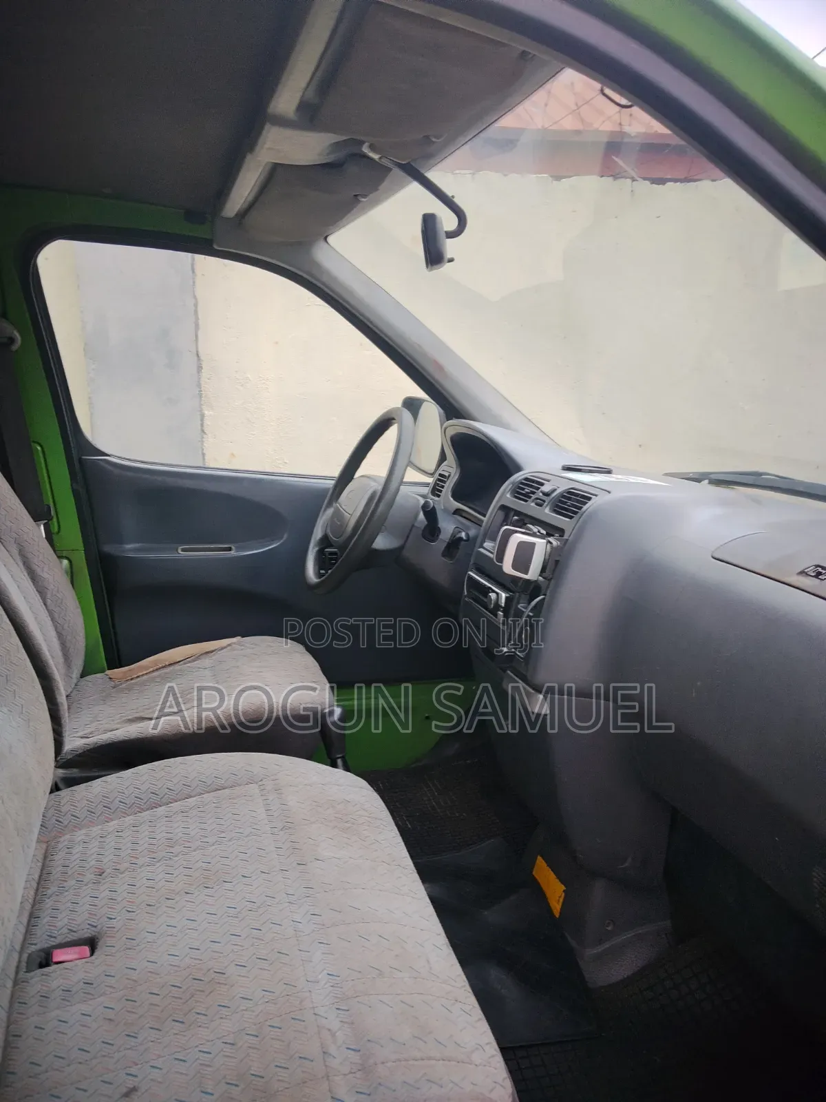 Toyota HiAce 2024 Green