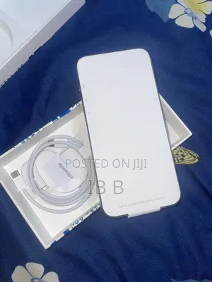 New Apple iPhone 15 Pro 256 GB Silver