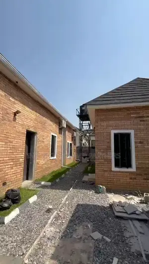 Furnished 3bdrm Bungalow in Life Camp for sale