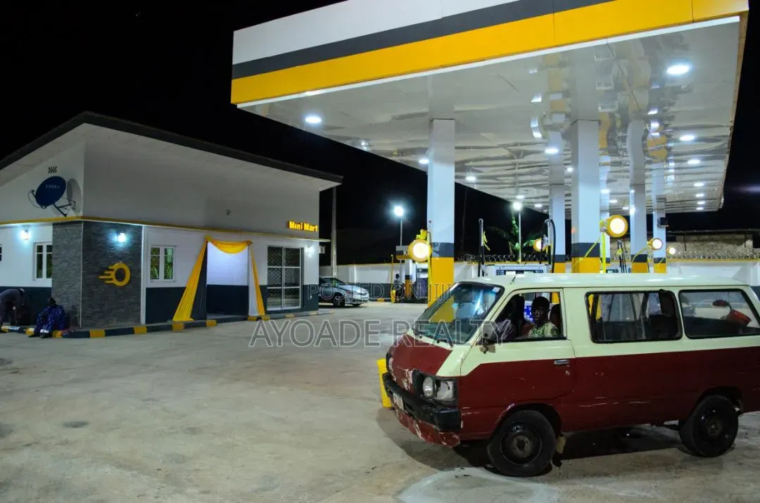 Fully Operational Filling Station for Sale