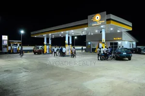 Fully Operational Filling Station for Sale
