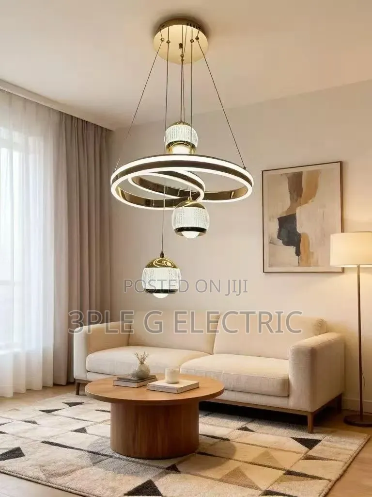 Sitting Room Simple Chandelier