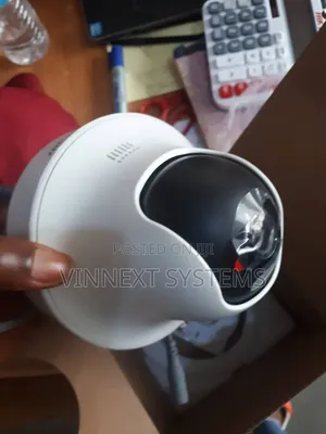 Single Lens Camera