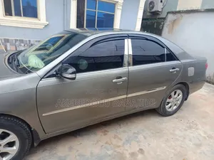 Toyota Camry 2006 Gray