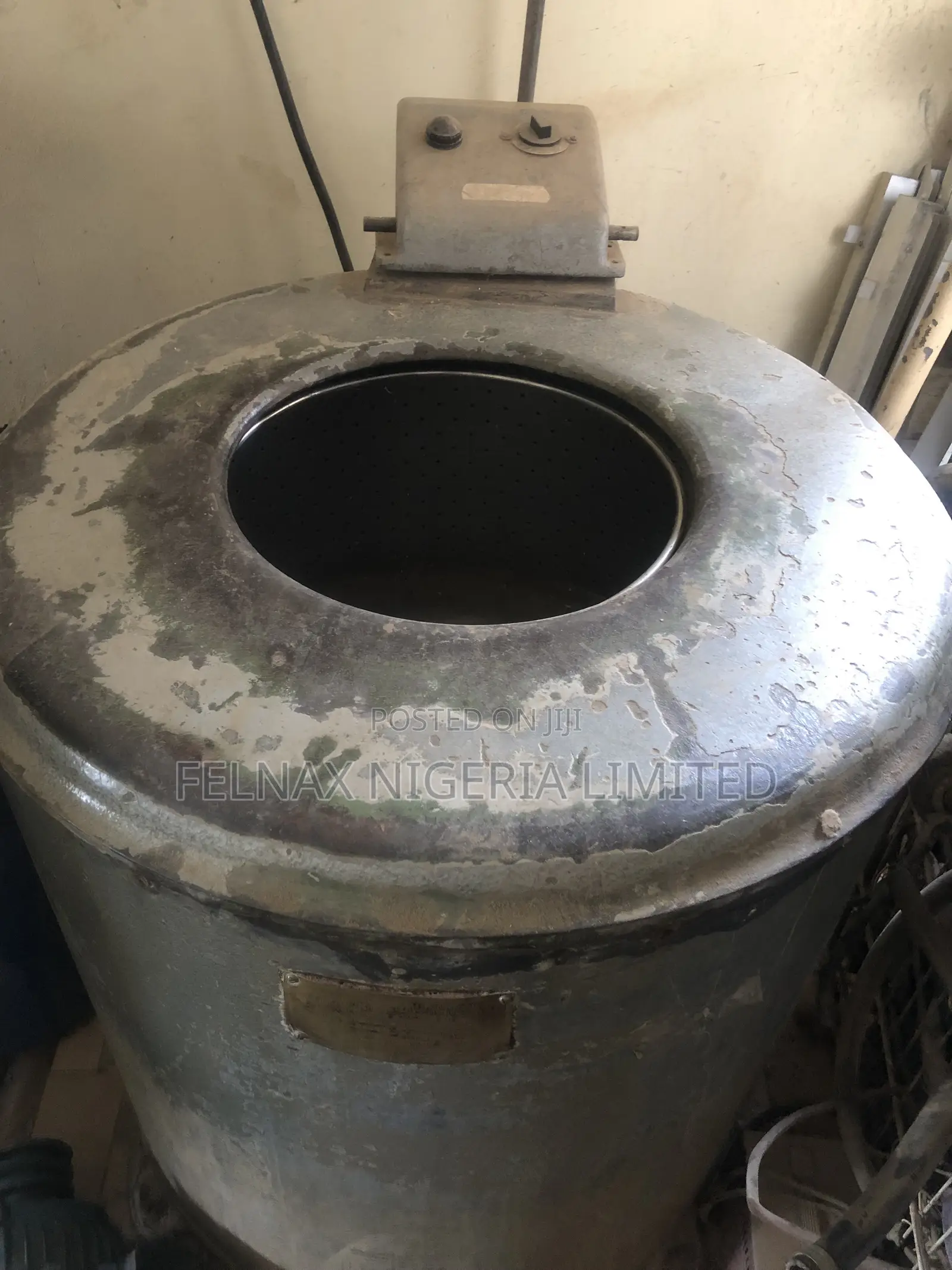 Industrial Spinner