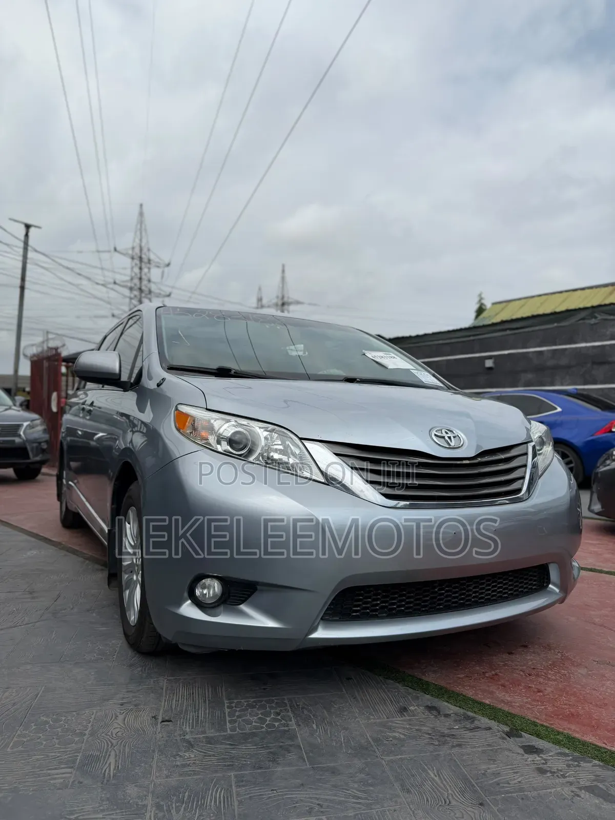 Toyota Sienna 2014 Blue