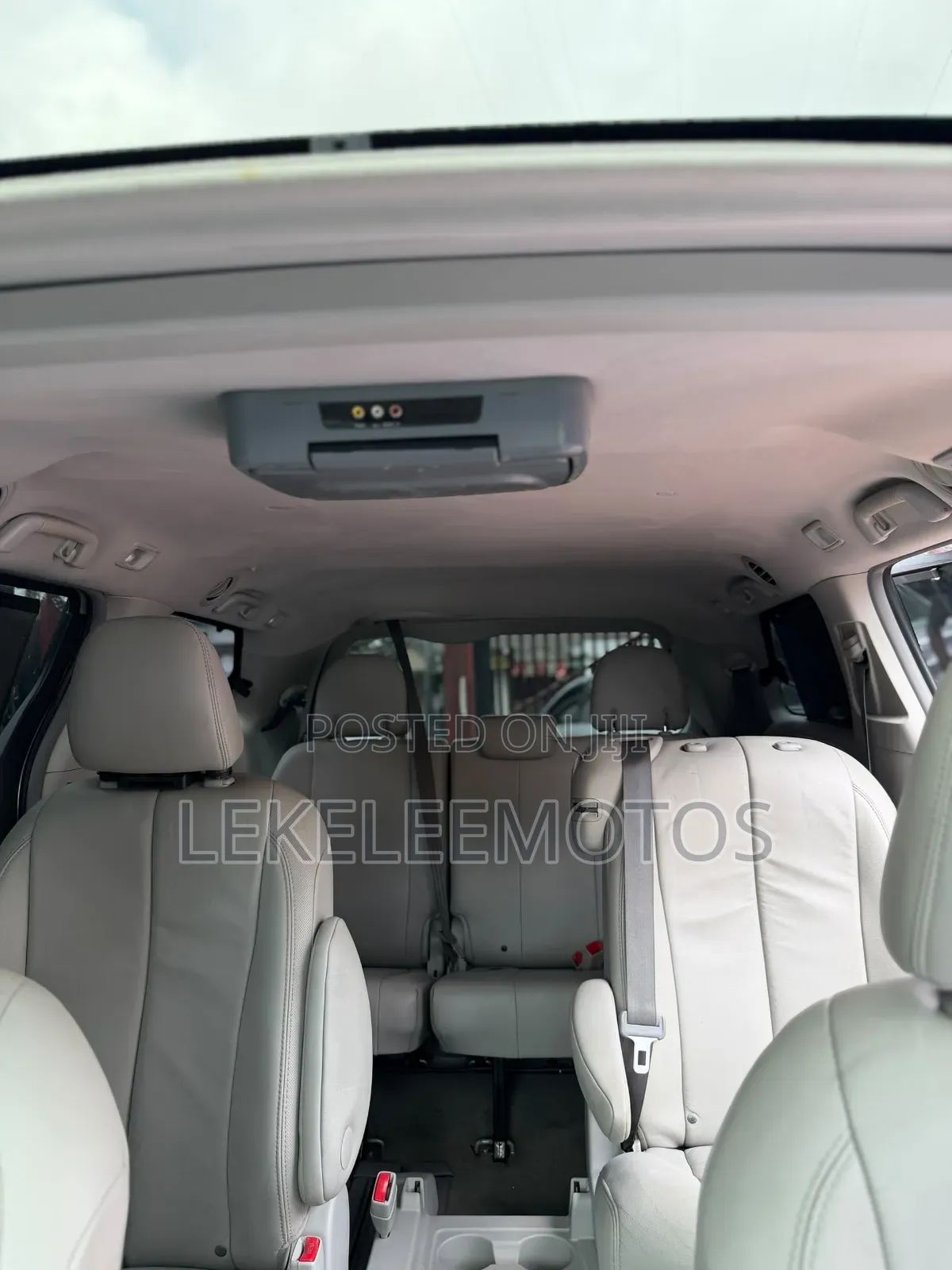 Toyota Sienna 2014 Blue