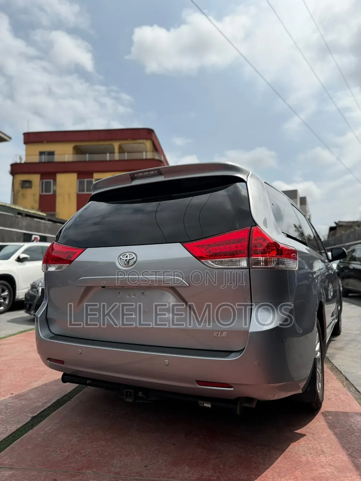 Toyota Sienna 2014 Blue