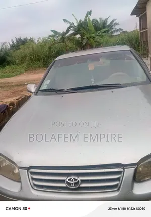 Toyota Camry 300 GLX Automatic 2002 Silver