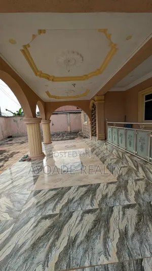 4bdrm Bungalow in Omolaso, Ibadan for sale