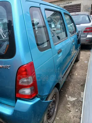 Bus 2004 Blue