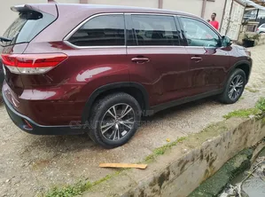 Toyota Highlander 2019 Red