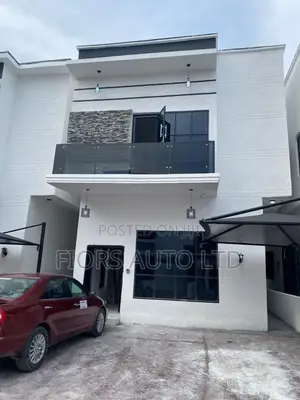 4bdrm Duplex in Ikota Main Gra for sale