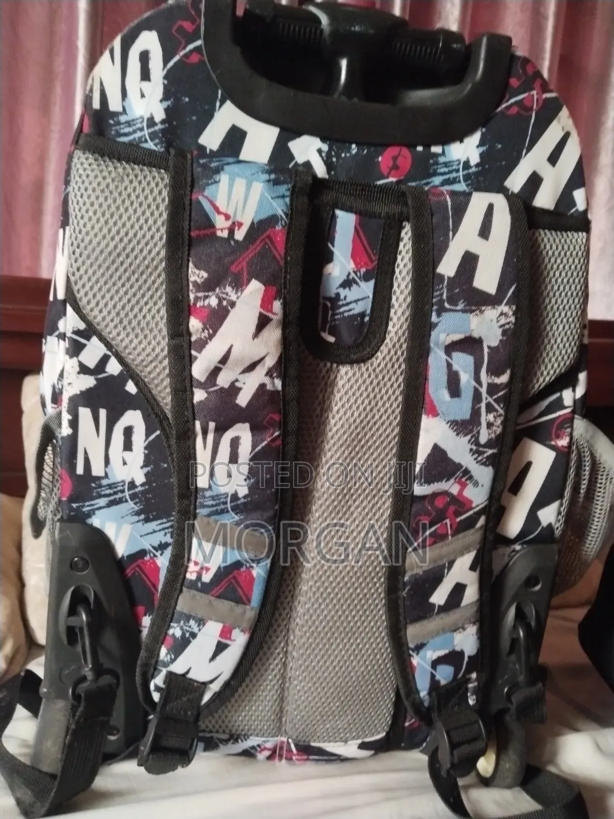 J World Sunrise Rolling Backpack(graffiti Print)
