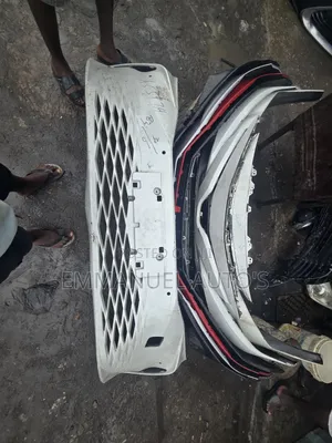 Camry 2024 LE Bumper