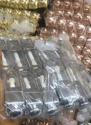 Lip Gloss Bottles