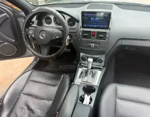 Mercedes-Benz C300 2009