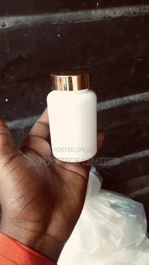 Capsules Container