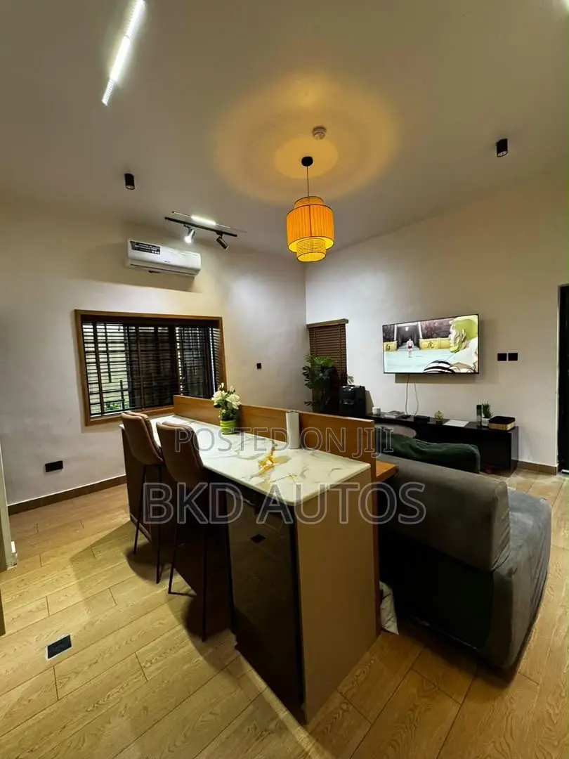Cozy 1 Bedroom Apartment With Ps5