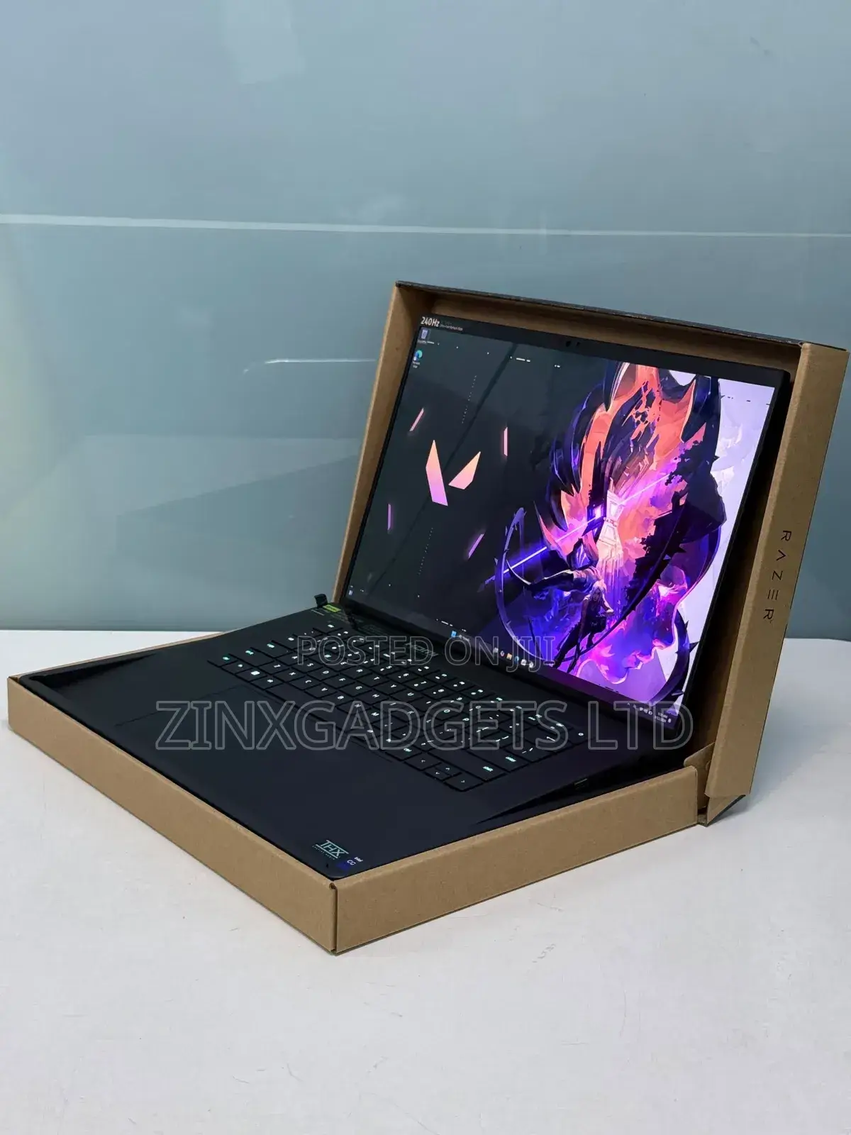 New Laptop Razer Blade 32GB Intel Core i9 SSD 2T