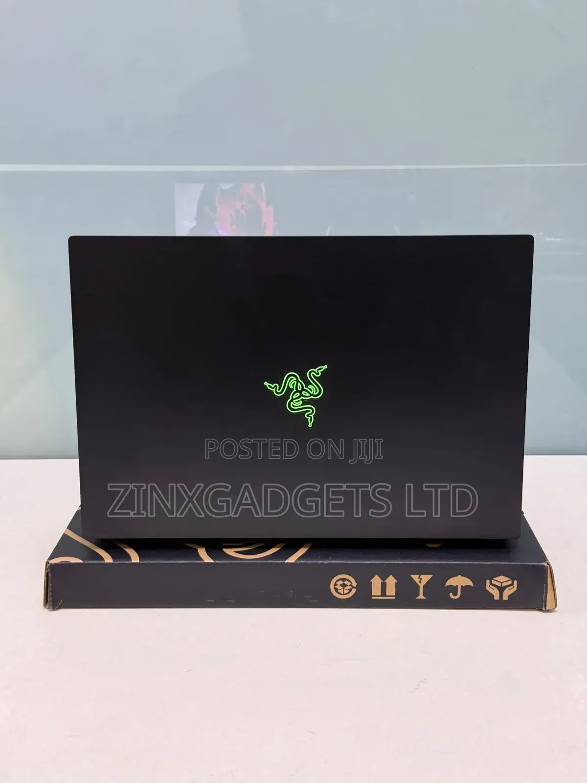 New Laptop Razer Blade 32GB Intel Core i9 SSD 2T