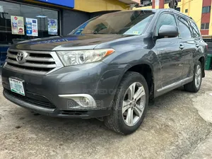 Toyota Highlander 2013 Gray