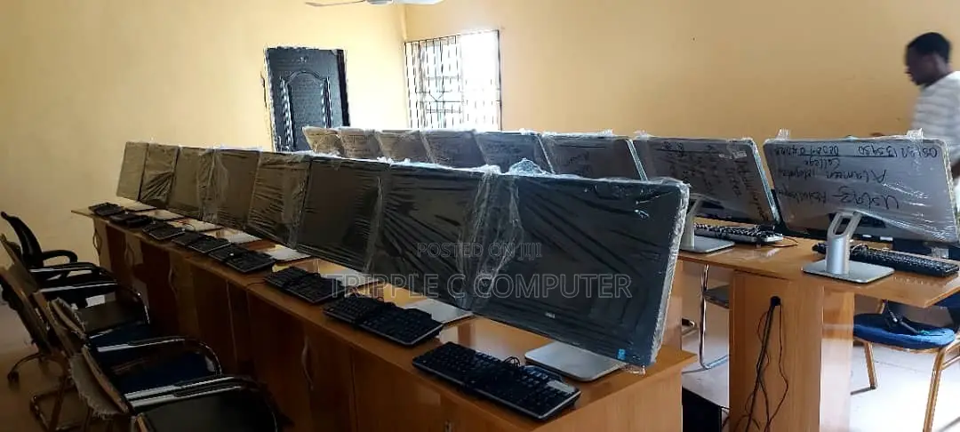 Desktop Computer Dell OptiPlex 9020 8GB Intel Core i5 HDD 500GB