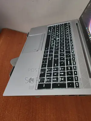 Laptop HP EliteBook 840 G7 8GB Intel Core i7 SSD 256GB