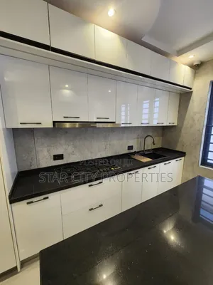 5bdrm Duplex in Ikeja Gra Lagos for rent