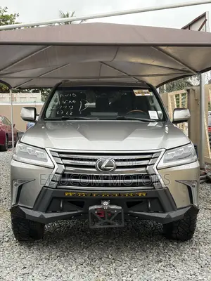 Lexus LX 570 AWD 2019 Gold