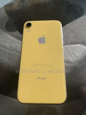 Apple iPhone XR 64 GB Yellow