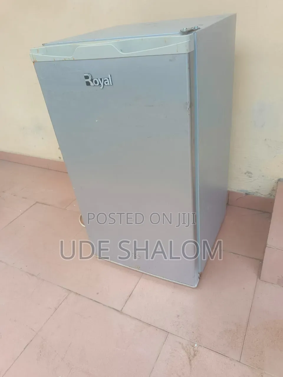 Royal 105L Fridge With Freezer