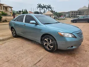 Toyota Camry LE 4dr Sedan (2.4L 4cyl 5A) 2008 Green