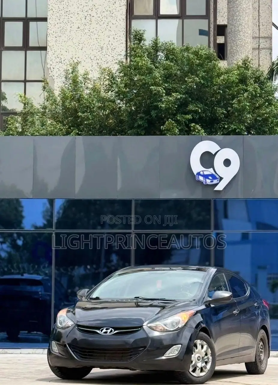 Hyundai Elantra 2013 Black