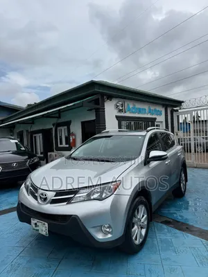 Toyota RAV4 Limited 4dr SUV AWD (2.5L 4cyl 6A) 2014 Silver