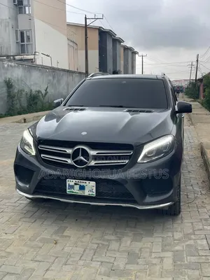 Mercedes-Benz GLE-Class 2016 Gray