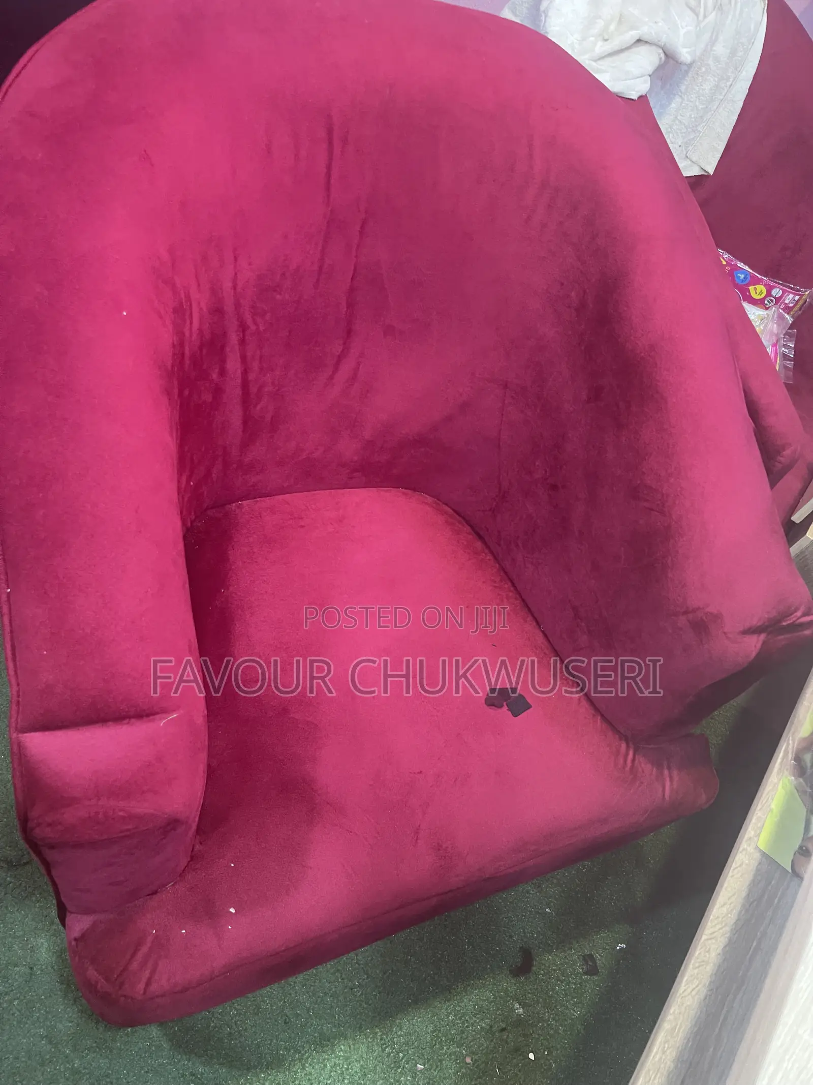 Saloon Chair